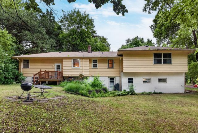 5690 Echo, Excelsior, MN 55331