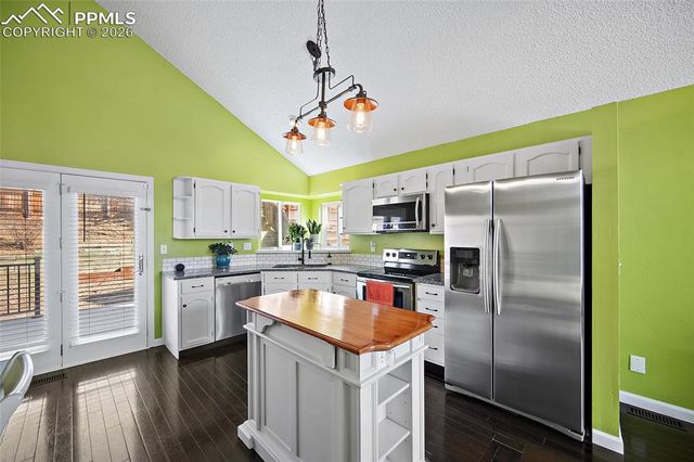 7945 Remington Ridge Place, Colorado Springs, CO 80920