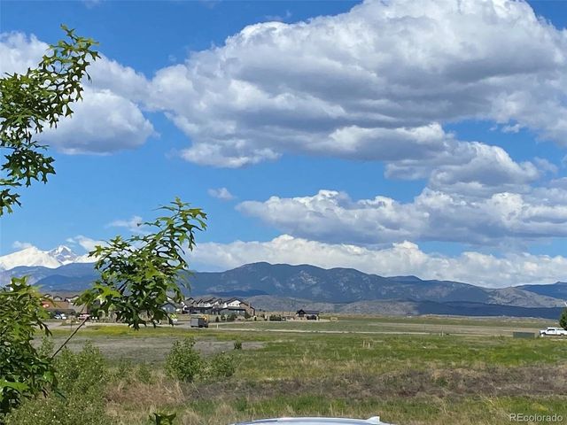 2766 Center Park Way, Berthoud, CO 80513