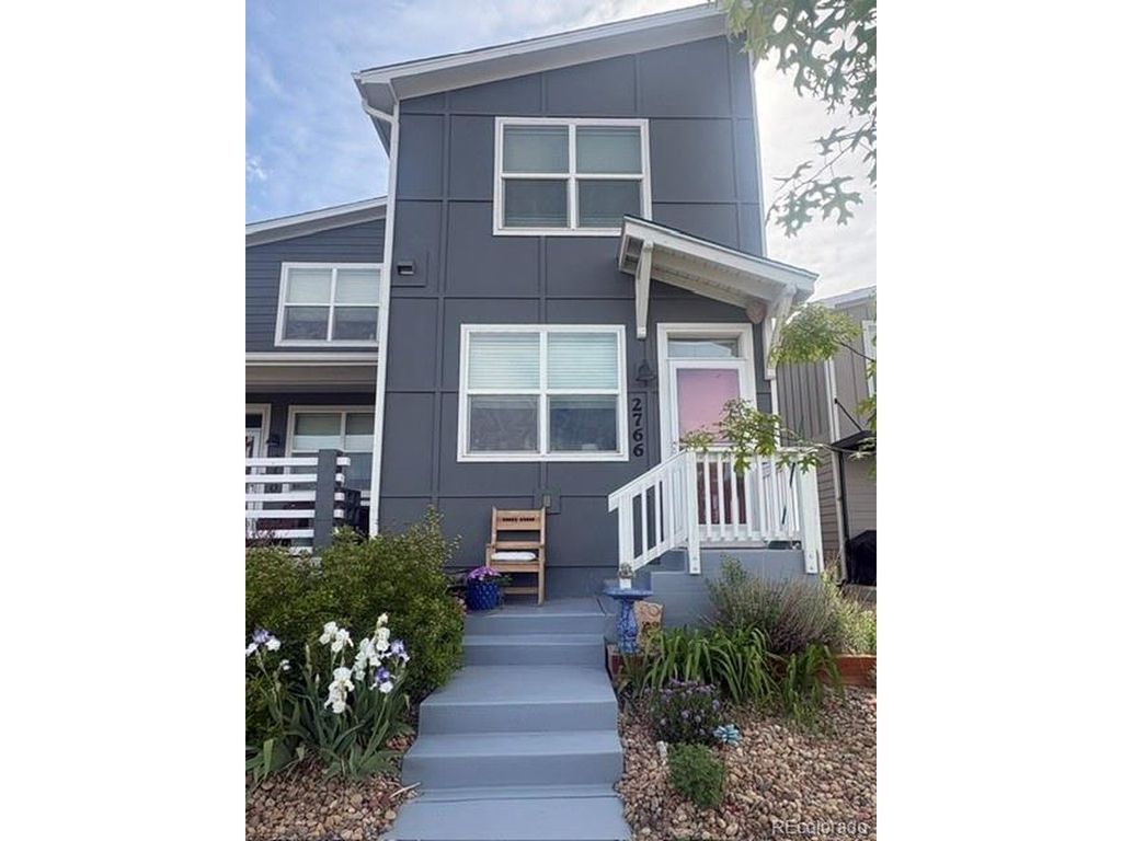 2766 Center Park Way, Berthoud, CO 80513