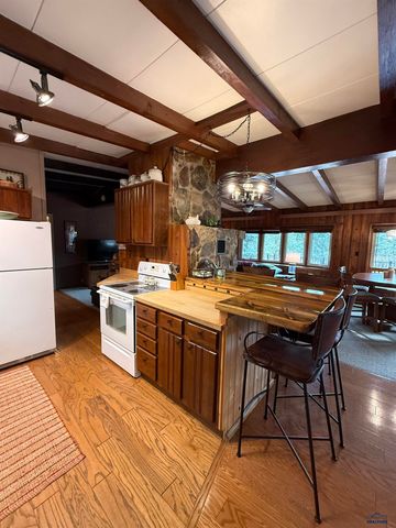 12776 BLACK FOREST RD, Rapid City, SD 57702