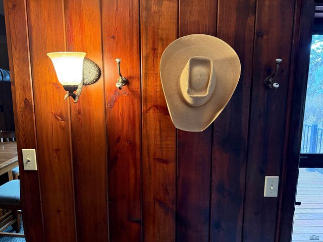 12776 BLACK FOREST RD, Rapid City, SD 57702