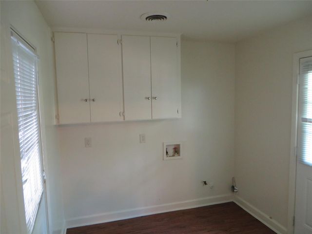 803 POWER RD B, Georgetown, TX 78628