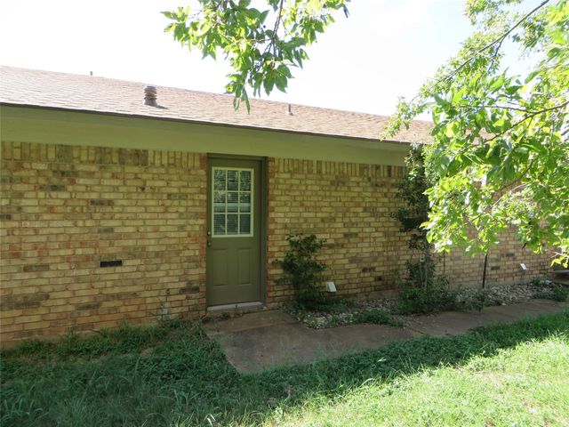 803 POWER RD B, Georgetown, TX 78628
