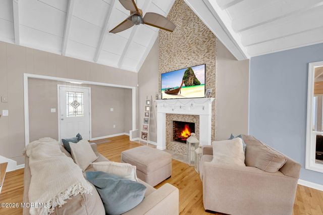 321 Stephan Avenue, Toms River, NJ 08753