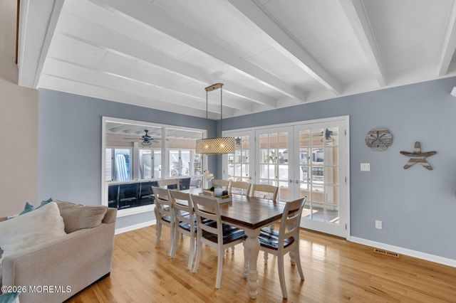 321 Stephan Avenue, Toms River, NJ 08753