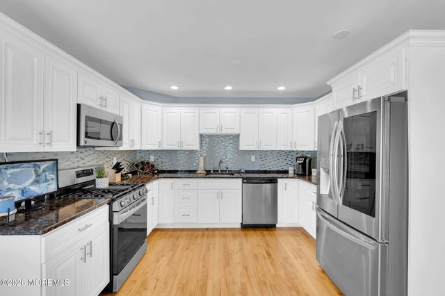 321 Stephan Avenue, Toms River, NJ 08753