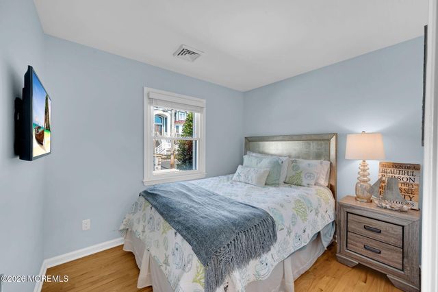 321 Stephan Avenue, Toms River, NJ 08753