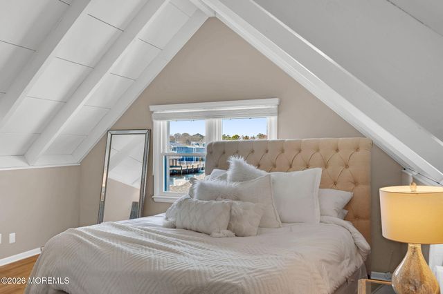 321 Stephan Avenue, Toms River, NJ 08753