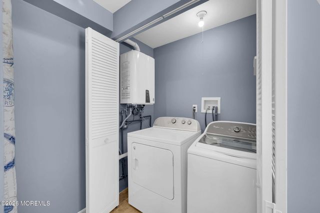 321 Stephan Avenue, Toms River, NJ 08753