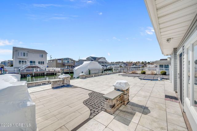 321 Stephan Avenue, Toms River, NJ 08753