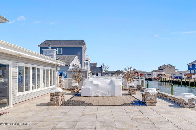 321 Stephan Avenue, Toms River, NJ 08753