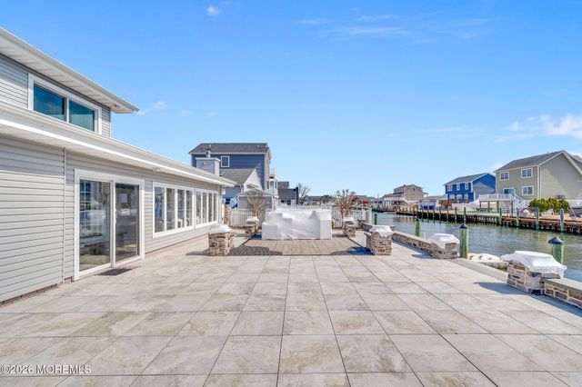 321 Stephan Avenue, Toms River, NJ 08753