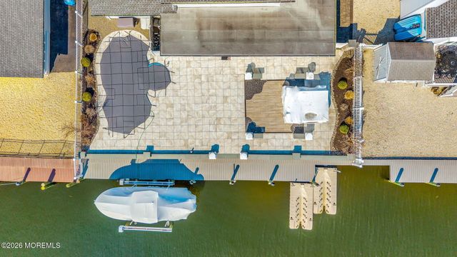 321 Stephan Avenue, Toms River, NJ 08753