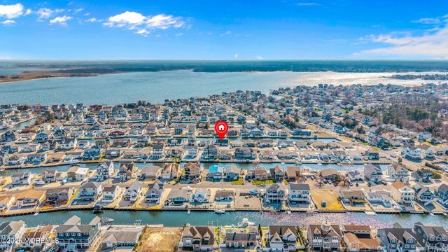 321 Stephan Avenue, Toms River, NJ 08753