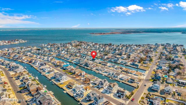 321 Stephan Avenue, Toms River, NJ 08753