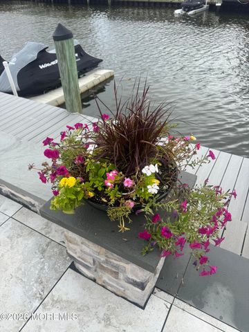 321 Stephan Avenue, Toms River, NJ 08753