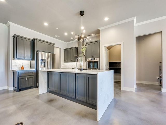 604 Maple Hill Road, Norman, OK 73069