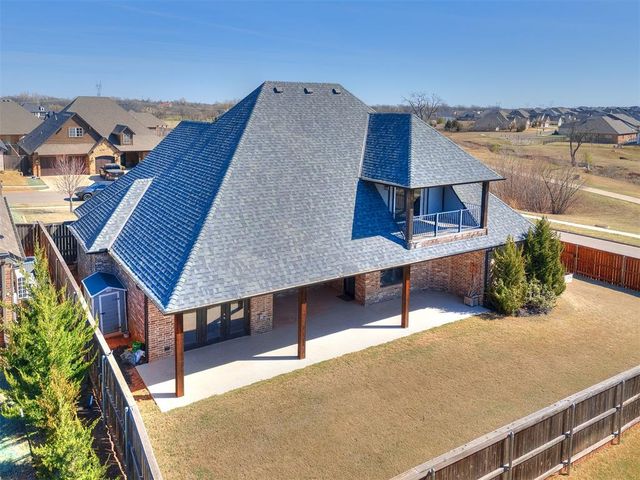 604 Maple Hill Road, Norman, OK 73069