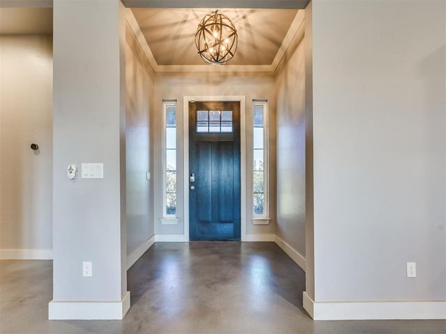 604 Maple Hill Road, Norman, OK 73069