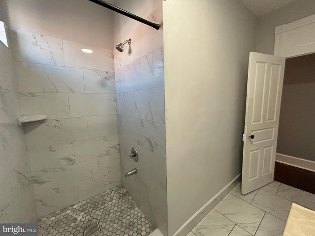 806 N 18TH, Harrisburg, PA 17103