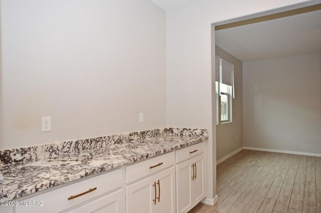 8854 E Stone Meadow Circle, Tucson, AZ 85730