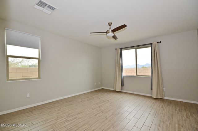 8854 E Stone Meadow Circle, Tucson, AZ 85730