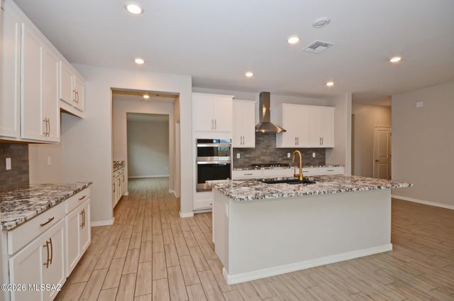 8854 E Stone Meadow Circle, Tucson, AZ 85730