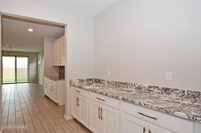 8854 E Stone Meadow Circle, Tucson, AZ 85730