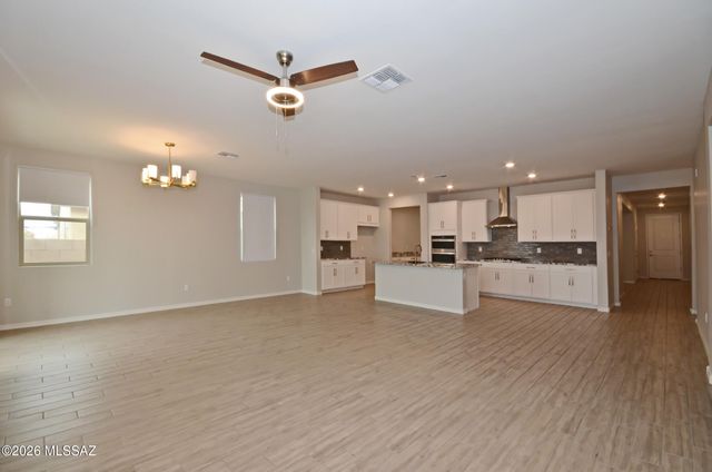 8854 E Stone Meadow Circle, Tucson, AZ 85730