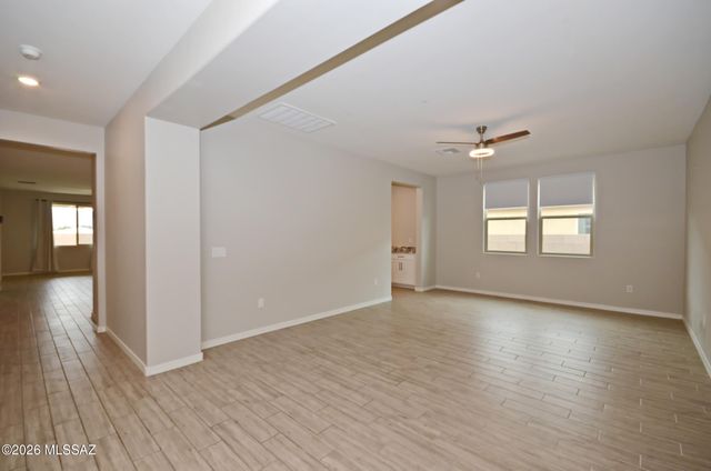 8854 E Stone Meadow Circle, Tucson, AZ 85730