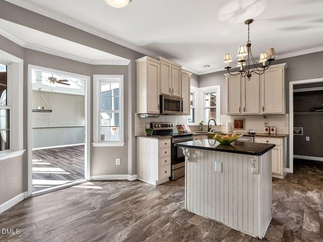 4500 Rivershyre Way, Raleigh, NC 27616