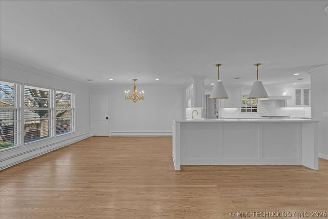 3138 S Zunis Place, Tulsa, OK 74105