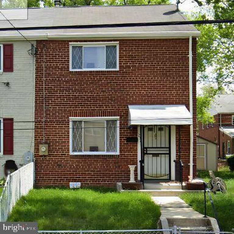 2306 HOUSTON ST, Suitland, MD 20746