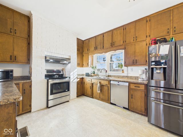 7257 W 100 N, Anderson, IN 46011