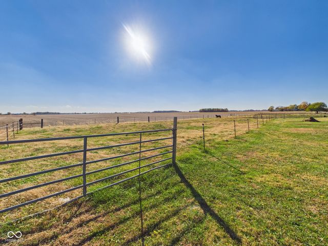 7257 W 100 N, Anderson, IN 46011