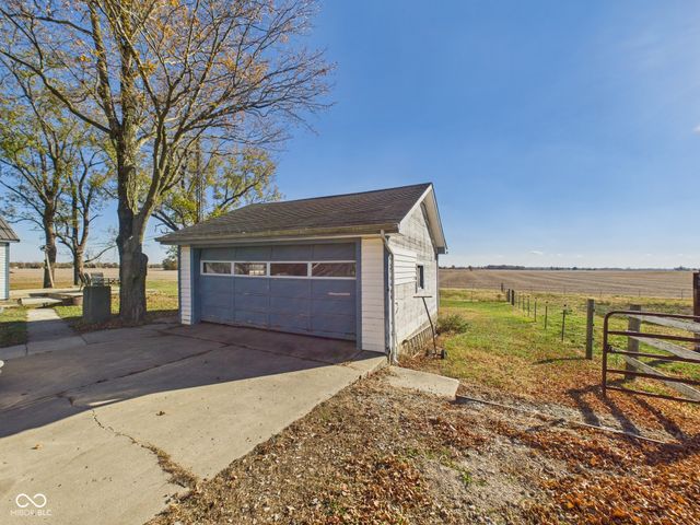 7257 W 100 N, Anderson, IN 46011