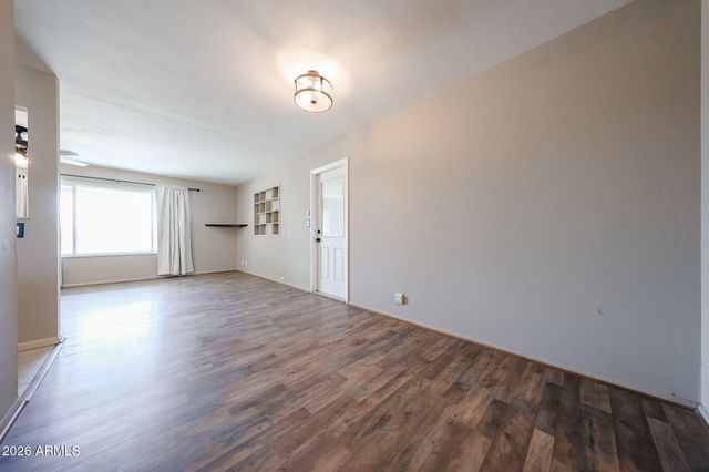 5410 E UNIVERSITY Drive, Mesa, AZ 85205