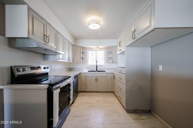 5410 E UNIVERSITY Drive, Mesa, AZ 85205