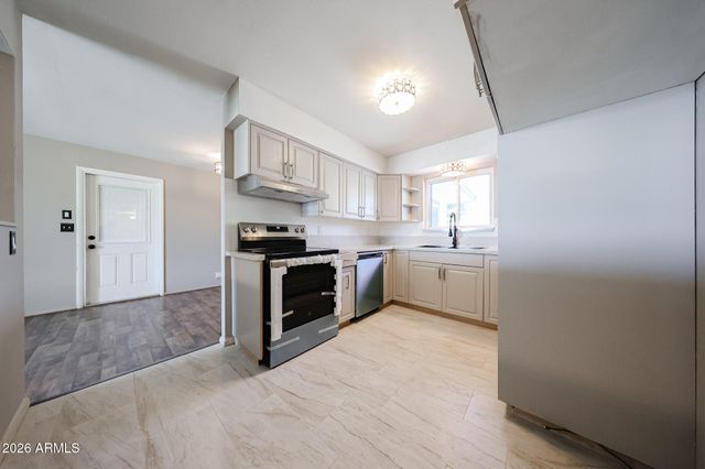 5410 E UNIVERSITY Drive, Mesa, AZ 85205