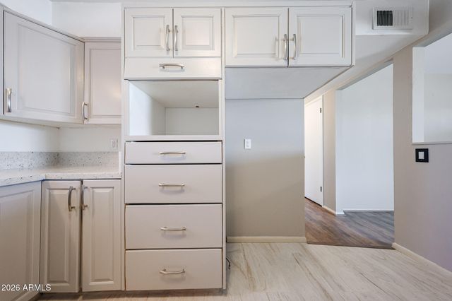 5410 E UNIVERSITY Drive, Mesa, AZ 85205
