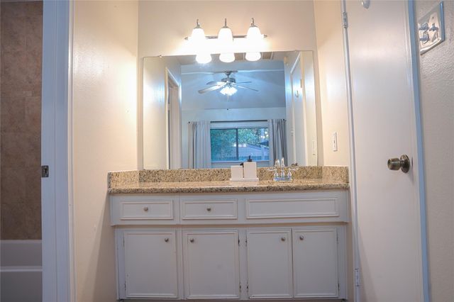 36 S High Oaks Circle S, The Woodlands, TX 77380