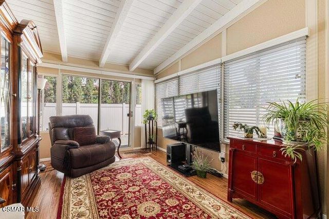 784 N Woodlawn Drive, Thousand Oaks, CA 91360