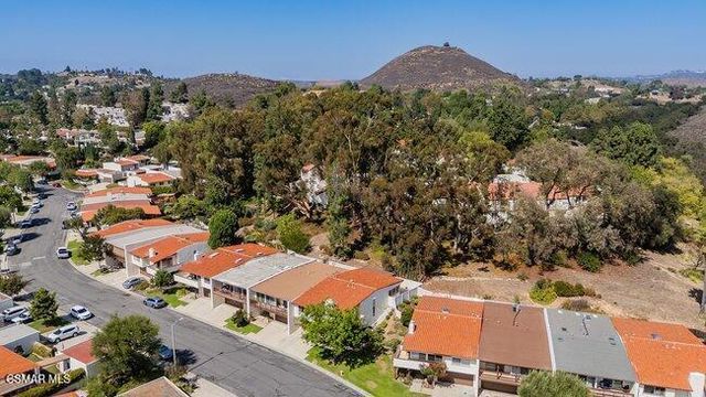 784 N Woodlawn Drive, Thousand Oaks, CA 91360