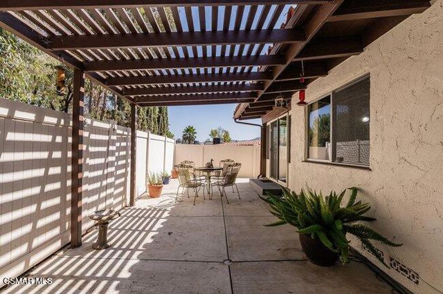 784 N Woodlawn Drive, Thousand Oaks, CA 91360