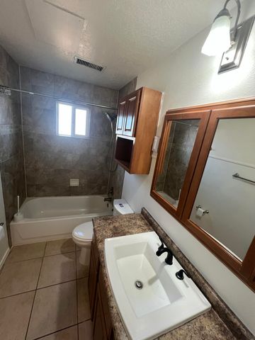 6116 Cloudcroft Road NW, Albuquerque, NM 87105