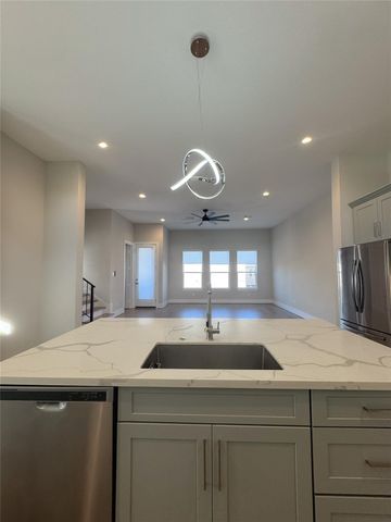 1611 Parker Street, Houston, TX 77007