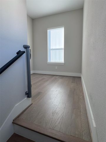 1611 Parker Street, Houston, TX 77007