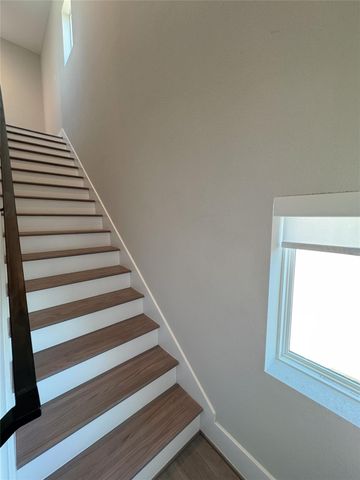 1611 Parker Street, Houston, TX 77007