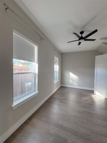 1611 Parker Street, Houston, TX 77007